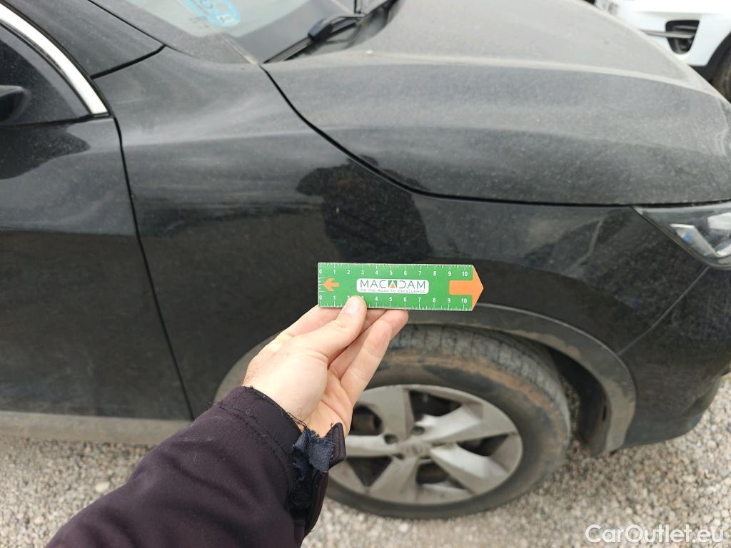  Nissan  Qashqai NISSAN  / 2017 / 5P / todoterreno DIG-T 103 kW (140 CV) E6D ACENTA #49