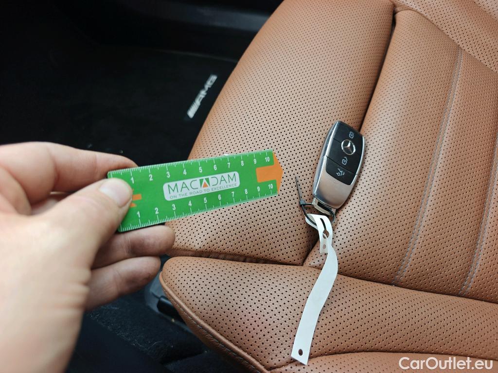  Mercedes  G-Klasee MERCEDES-BENZ GLC Coupé / 2019 / 5P / coupé GLC 300 e 4MATIC #4