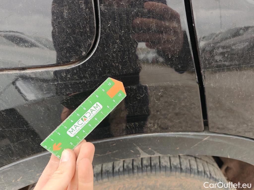  Nissan  Qashqai NISSAN  / 2017 / 5P / todoterreno DIG-T 103 kW (140 CV) E6D ACENTA #56