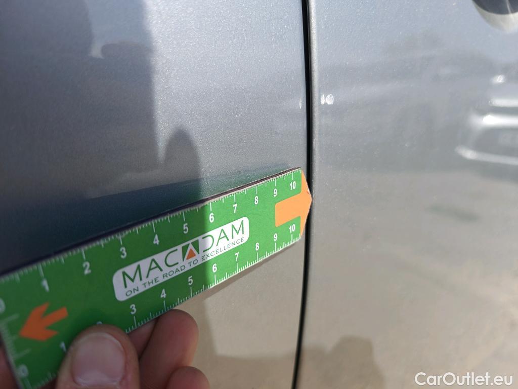  Nissan  Qashqai NISSAN  / 2021 / 5P / todoterreno DIG-T 116kW mHEV Xtronic N-GO(SP) #33