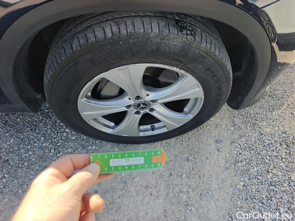  Mercedes  G-Klasee MERCEDES-BENZ Clase GLC / 2015 / 5P / todoterreno GLC 250 d 4MATIC #19