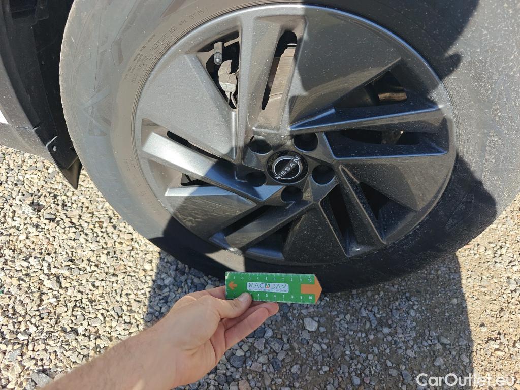  Land Rover  Discovery NISSAN QASHQAI / 2024 / 5P / todoterreno DIG-T 103kW (140CV) mHEV 4x2 Acenta #7