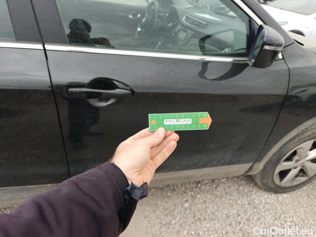  Nissan  Qashqai NISSAN  / 2017 / 5P / todoterreno DIG-T 103 kW (140 CV) E6D ACENTA #32