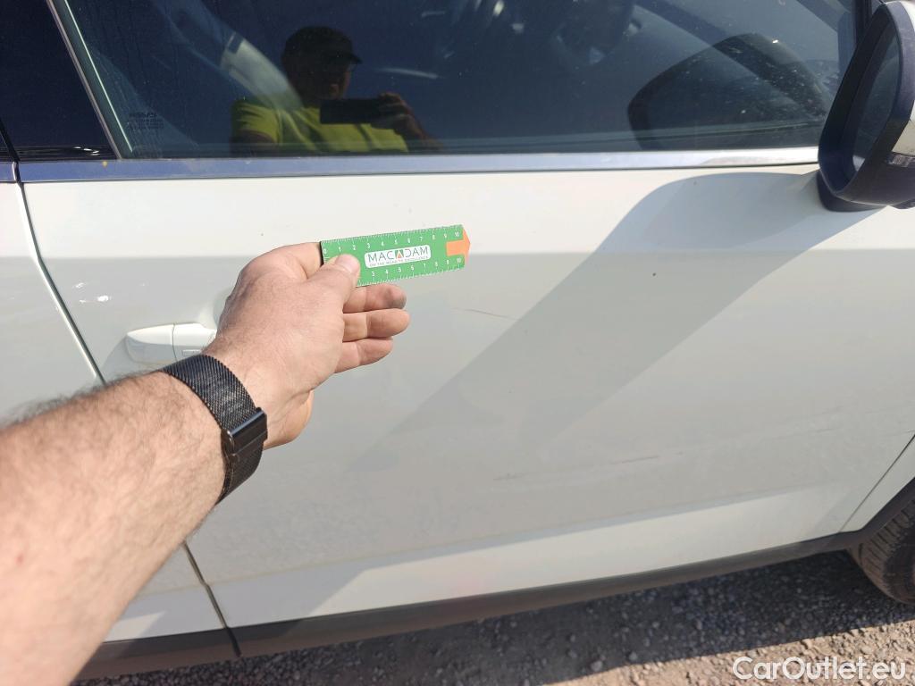  Nissan  Qashqai NISSAN  / 2021 / 5P / todoterreno DIG-T 116kW mHEV Xtronic Tekna #3