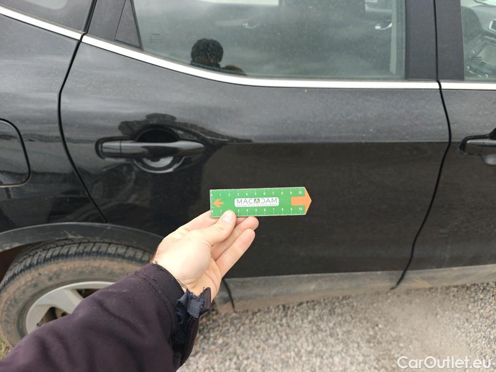  Nissan  Qashqai NISSAN  / 2017 / 5P / todoterreno DIG-T 103 kW (140 CV) E6D ACENTA #35