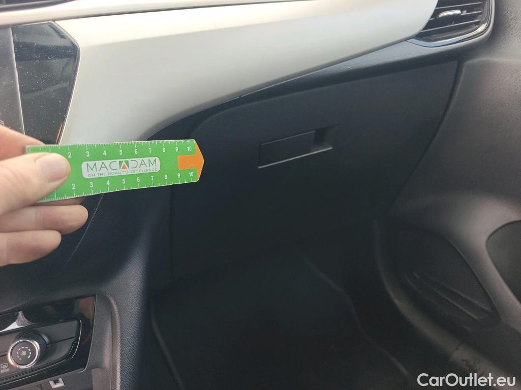  Opel  Corsa OPEL  / 2019 / 5P / berlina con portón 1.2 XEL 55kW (75CV) Edition #14