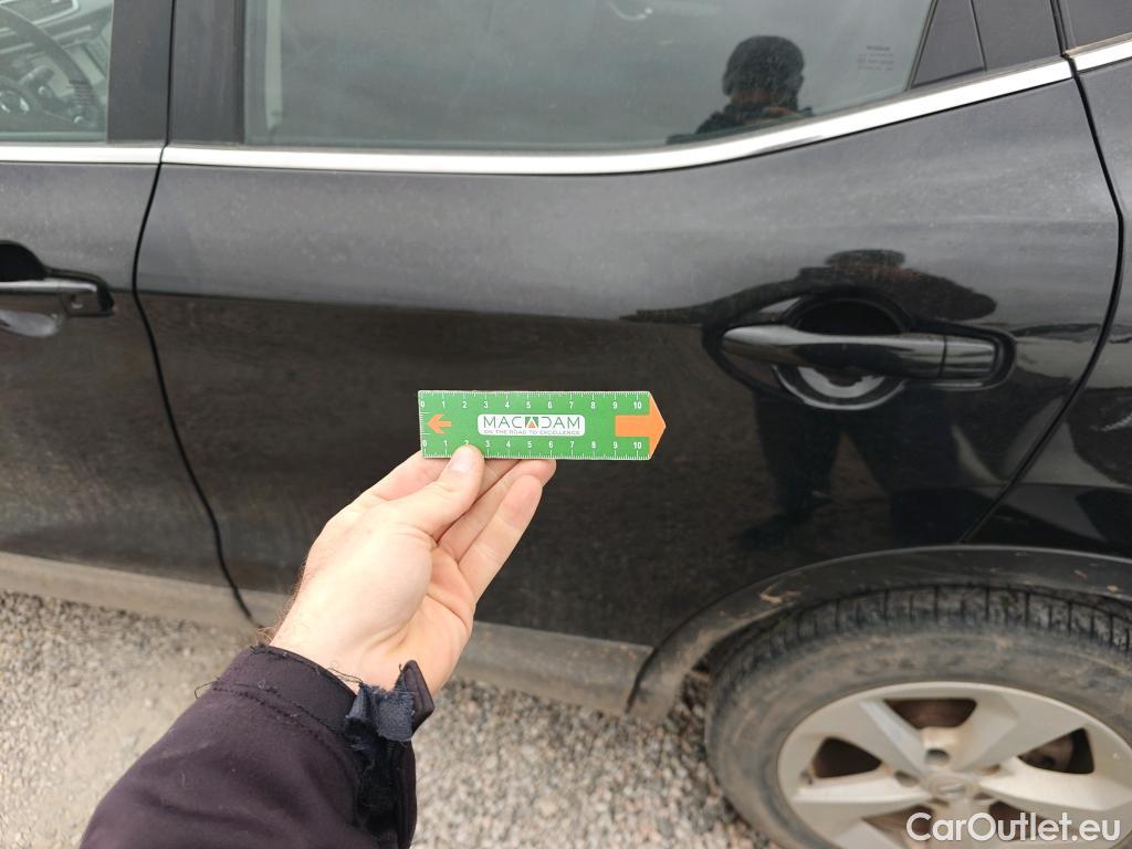  Nissan  Qashqai NISSAN  / 2017 / 5P / todoterreno DIG-T 103 kW (140 CV) E6D ACENTA #53