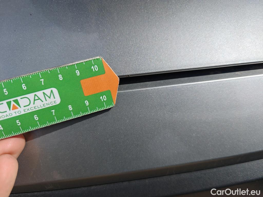  Nissan  Qashqai NISSAN  / 2021 / 5P / todoterreno DIG-T 116kW mHEV Xtronic N-GO(SP) #37