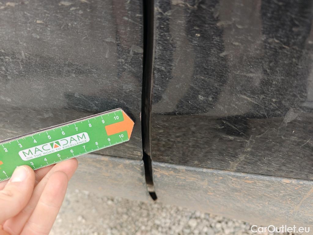  Nissan  Qashqai NISSAN  / 2017 / 5P / todoterreno DIG-T 103 kW (140 CV) E6D ACENTA #43