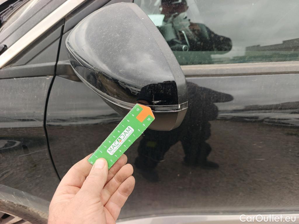  Peugeot  3008 PEUGEOT  / 2020 / 5P / todoterreno 1.5 BlueHDi 96kW (130CV) S&S Allure EAT8 #48