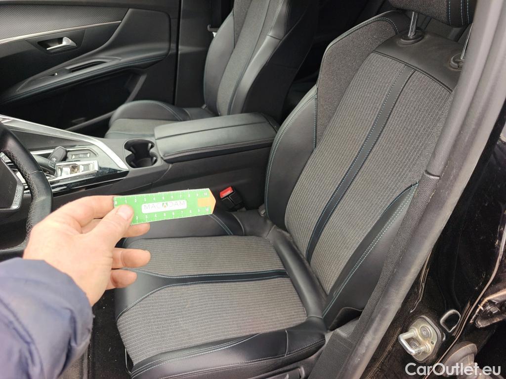  Peugeot  3008 PEUGEOT  / 2020 / 5P / todoterreno 1.5 BlueHDi 96kW (130CV) S&S Allure EAT8 #45