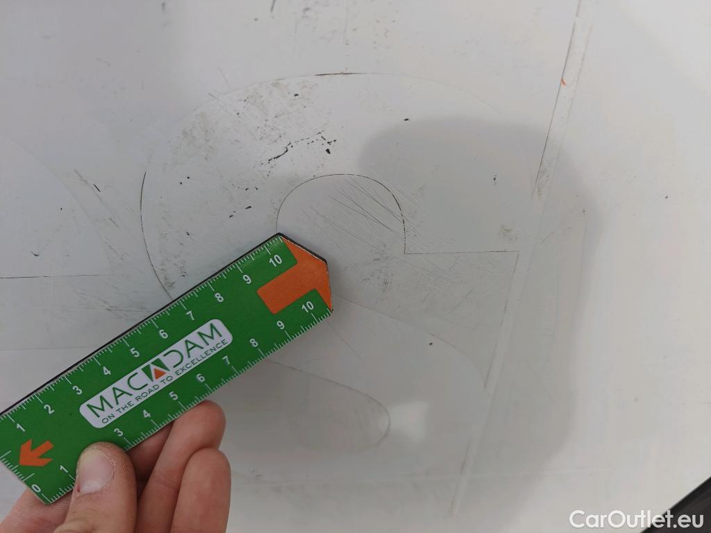  Peugeot  2008 PEUGEOT  / 2019 / 5P / todoterreno Allure BlueHDI 81kW (110CV) #31