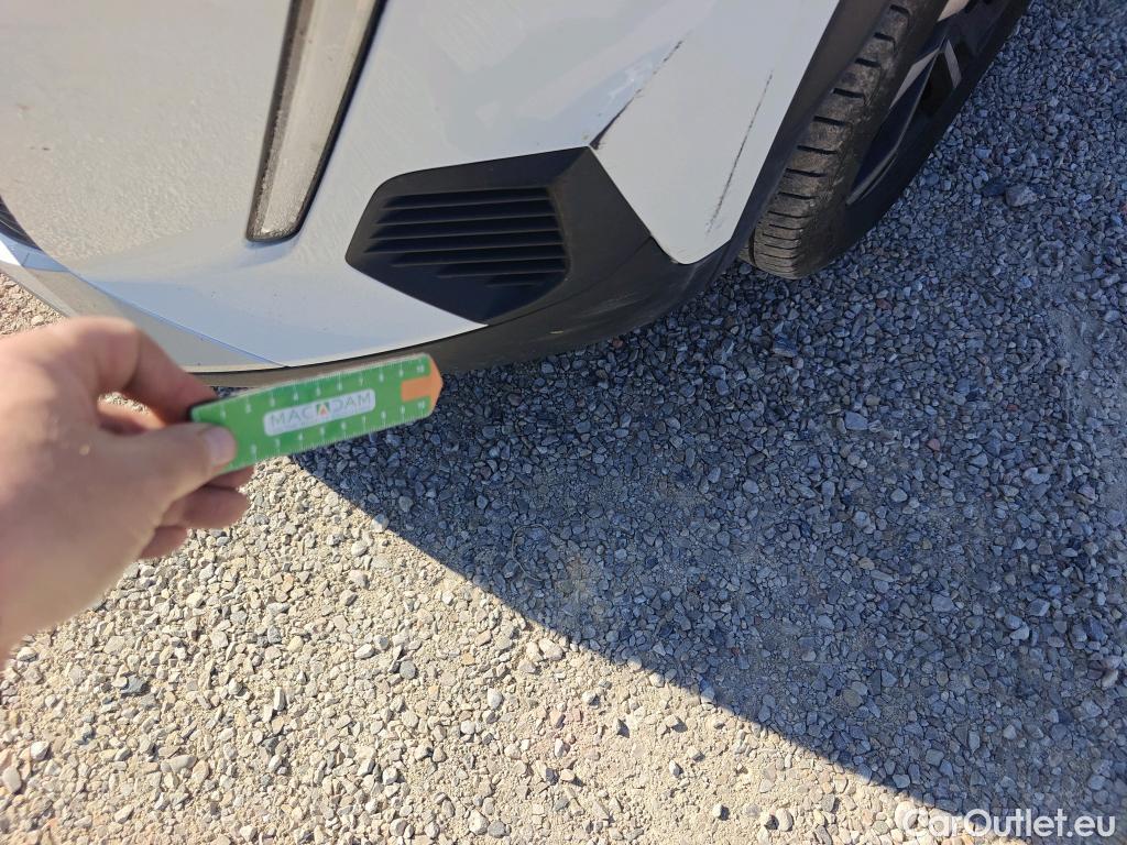  Peugeot  2008 PEUGEOT  / 2019 / 5P / todoterreno Allure BlueHDI 81kW (110CV) #18