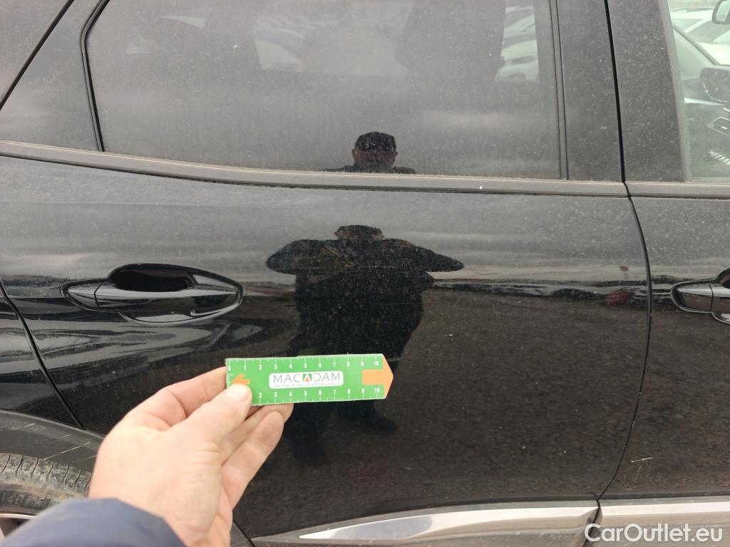  Peugeot  3008 PEUGEOT  / 2020 / 5P / todoterreno 1.5 BlueHDi 96kW (130CV) S&S Allure EAT8 #18