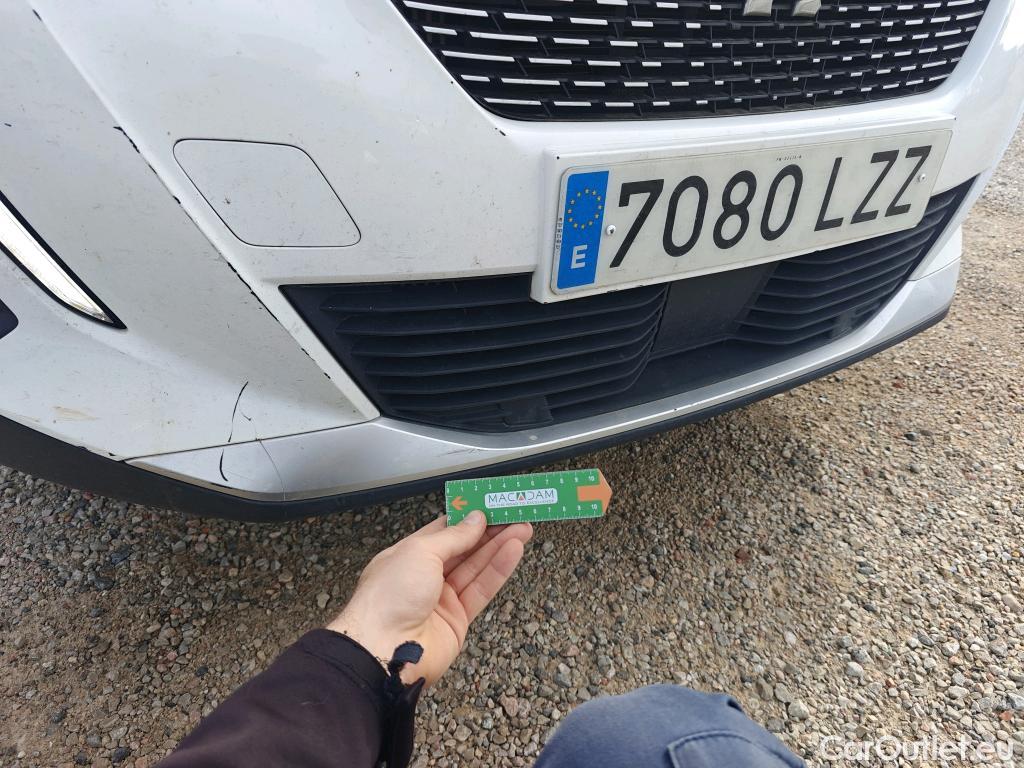  Peugeot  2008 PEUGEOT  / 2019 / 5P / todoterreno Allure BlueHDI 81kW (110CV) #1