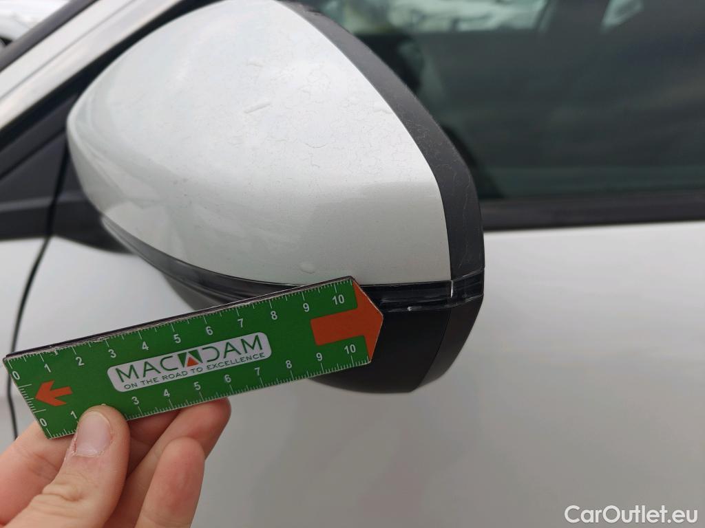  Peugeot  3008 PEUGEOT  / 2020 / 5P / todoterreno 1.5 BlueHDi 96kW (130CV) S&S Active Pack (AC4) #56