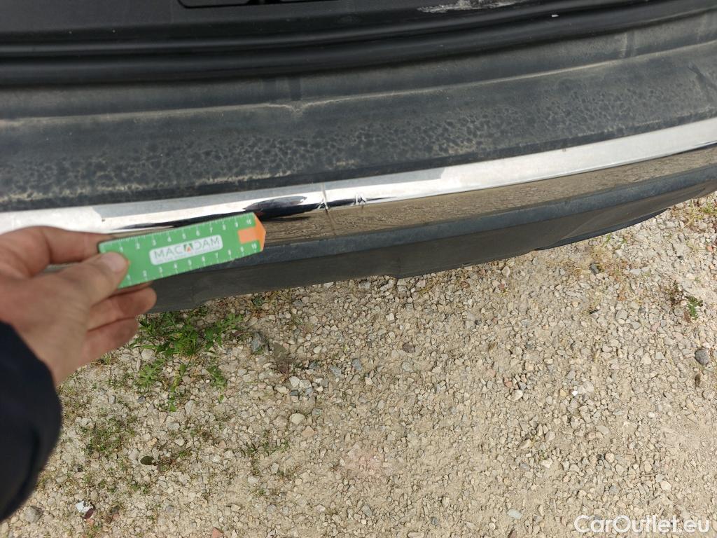  Peugeot  3008 PEUGEOT  / 2020 / 5P / todoterreno 1.5 BlueHDi 96kW (130CV) S&S Allure EAT8 #50