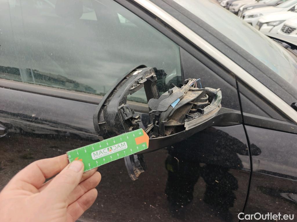  Peugeot  3008 PEUGEOT  / 2020 / 5P / todoterreno 1.5 BlueHDi 96kW (130CV) S&S Allure EAT8 #1