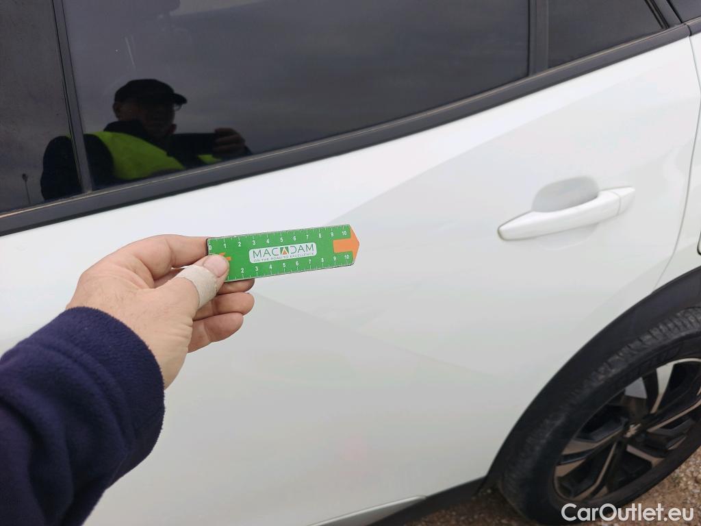  Peugeot  2008 PEUGEOT  / 2019 / 5P / todoterreno Allure BlueHDI 81kW (110CV) #7