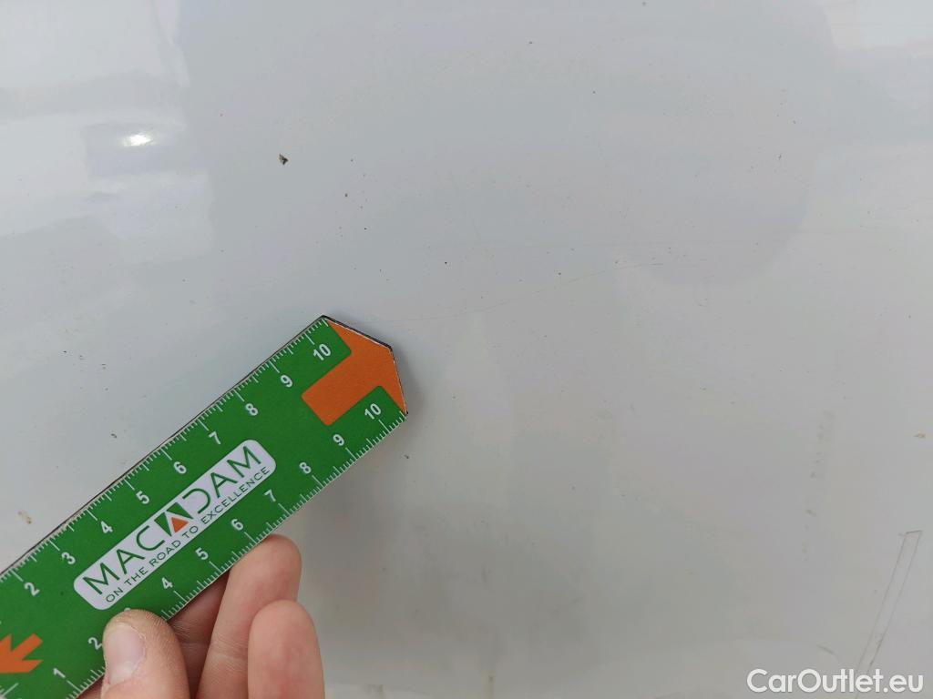  Peugeot  2008 PEUGEOT  / 2019 / 5P / todoterreno Allure BlueHDI 81kW (110CV) #36