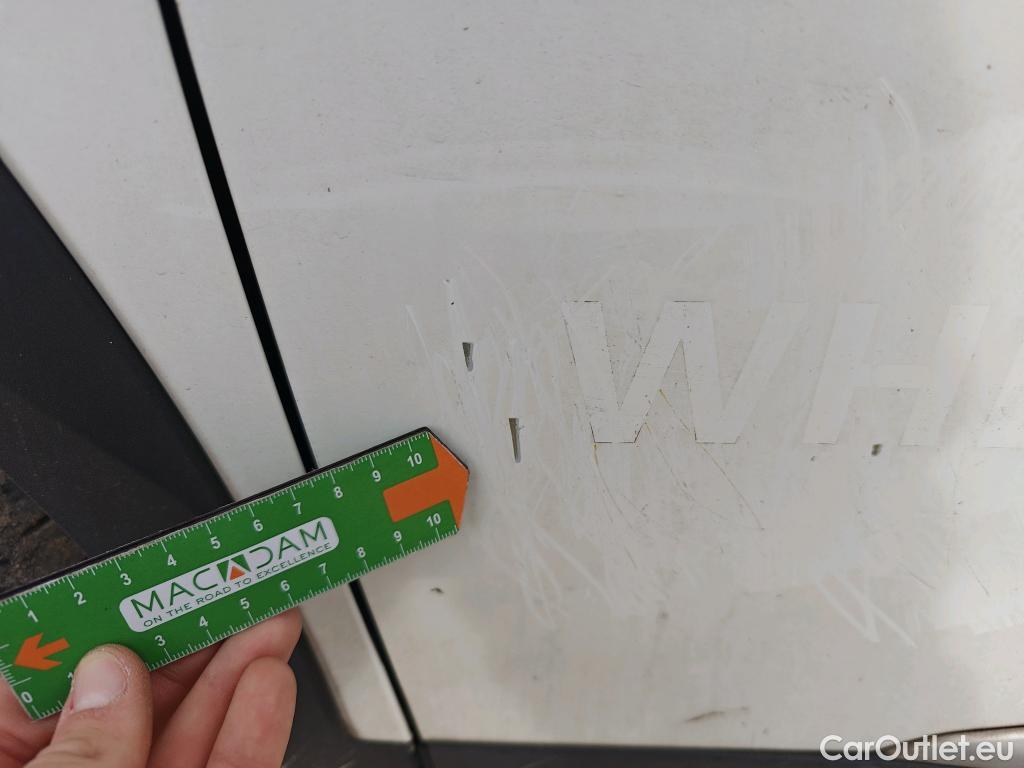  Peugeot  2008 PEUGEOT  / 2019 / 5P / todoterreno Allure BlueHDI 81kW (110CV) #14