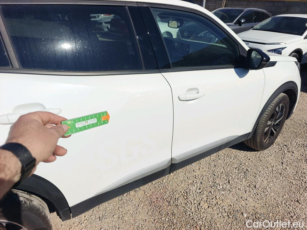  Peugeot  2008 PEUGEOT  / 2019 / 5P / todoterreno Allure BlueHDI 81kW (110CV) #5