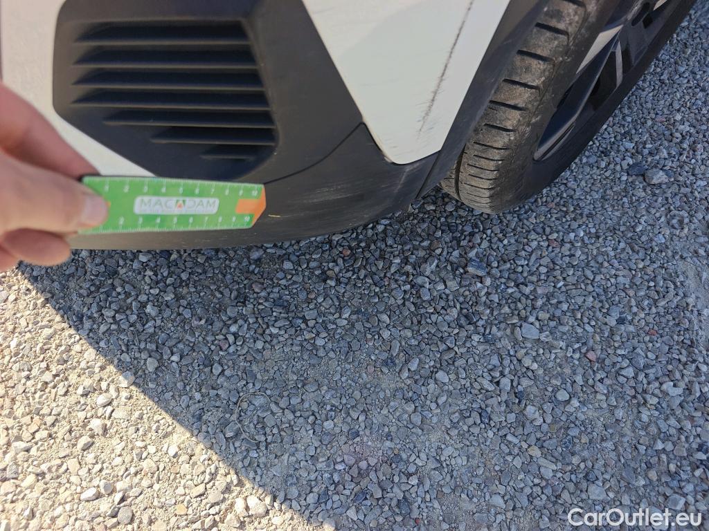  Peugeot  2008 PEUGEOT  / 2019 / 5P / todoterreno Allure BlueHDI 81kW (110CV) #19