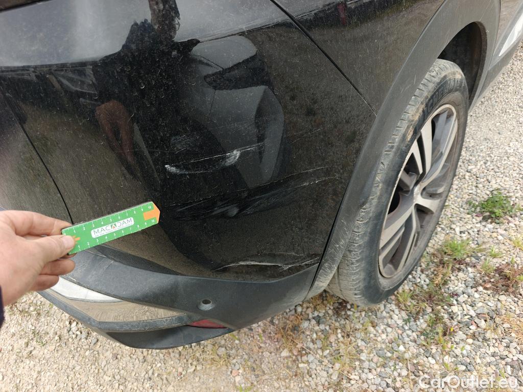  Peugeot  3008 PEUGEOT  / 2020 / 5P / todoterreno 1.5 BlueHDi 96kW (130CV) S&S Allure EAT8 #38