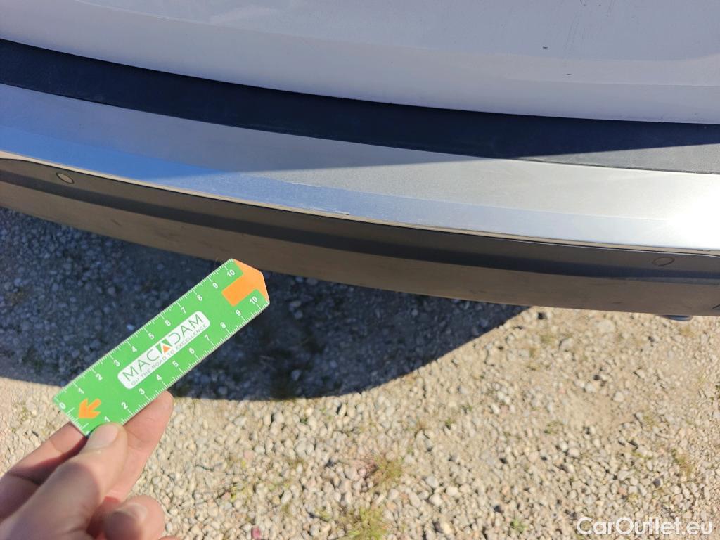  Peugeot  2008 PEUGEOT  / 2019 / 5P / todoterreno Allure BlueHDI 81kW (110CV) #22