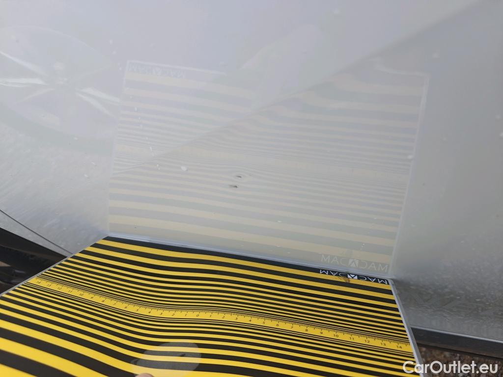  Peugeot  2008 PEUGEOT  / 2019 / 5P / todoterreno Allure BlueHDI 81kW (110CV) #7