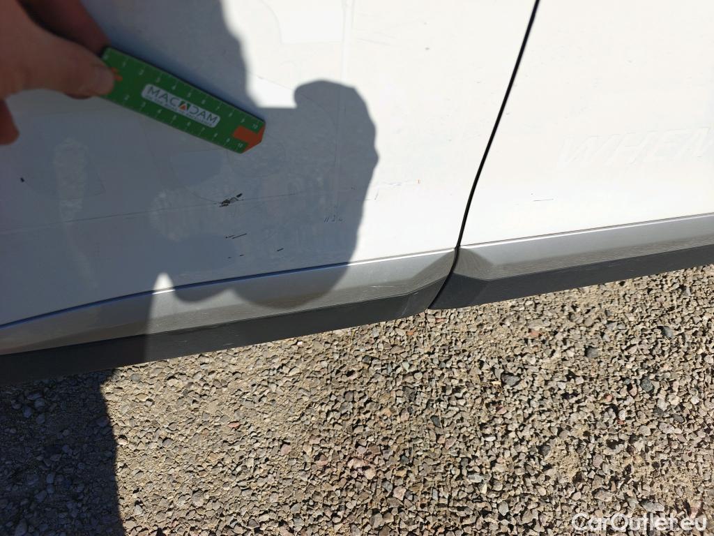  Peugeot  2008 PEUGEOT  / 2019 / 5P / todoterreno Allure BlueHDI 81kW (110CV) #10