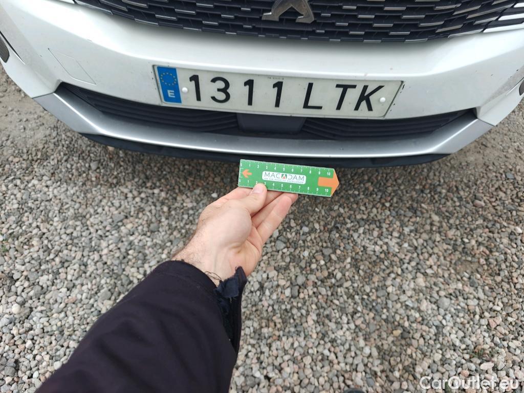  Peugeot  3008 PEUGEOT  / 2020 / 5P / todoterreno 1.5 BlueHDi 96kW (130CV) S&S Active Pack (AC4) #48