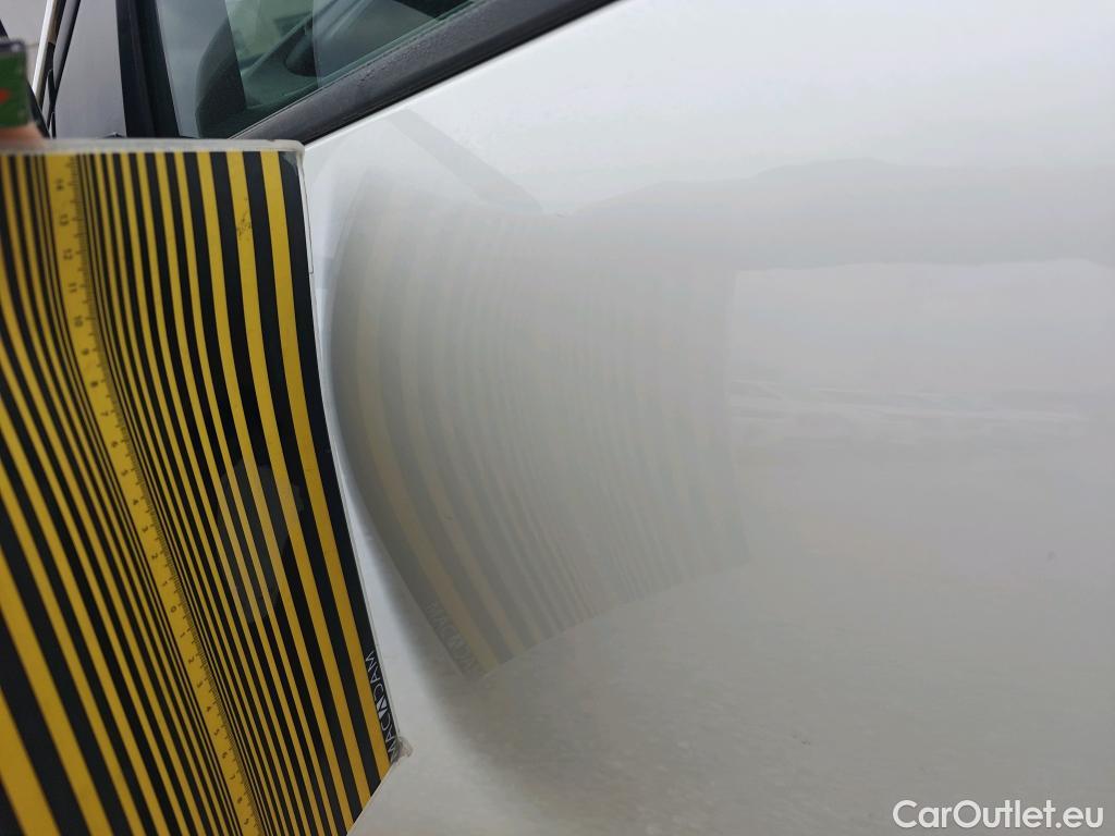  Peugeot  3008 PEUGEOT  / 2020 / 5P / todoterreno 1.5 BlueHDi 96kW (130CV) S&S Active Pack (AC4) #9