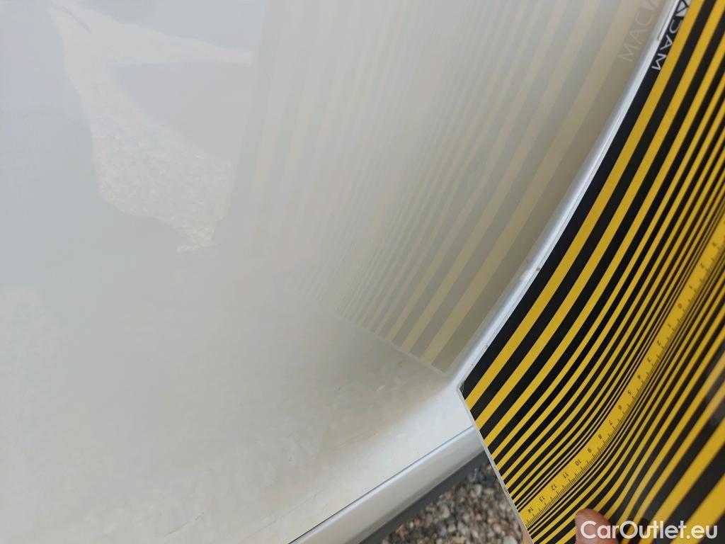  Peugeot  2008 PEUGEOT  / 2019 / 5P / todoterreno Allure BlueHDI 81kW (110CV) #12