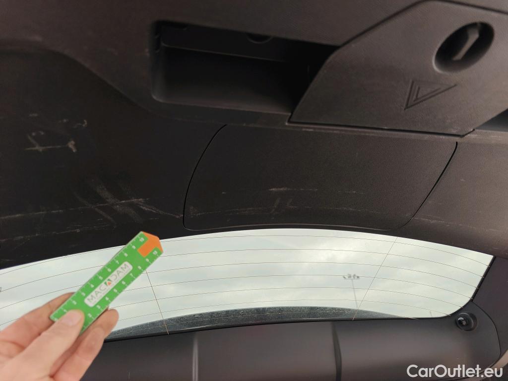  Peugeot  3008 PEUGEOT  / 2020 / 5P / todoterreno 1.5 BlueHDi 96kW (130CV) S&S Allure EAT8 #28