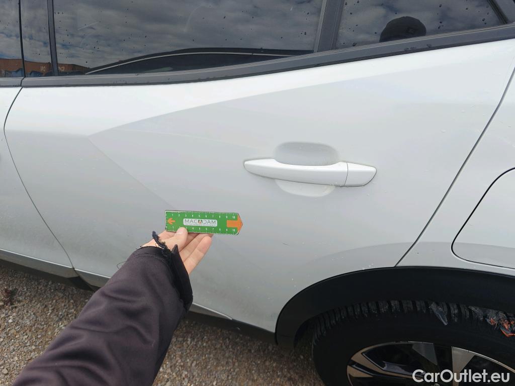  Peugeot  2008 PEUGEOT  / 2019 / 5P / todoterreno Allure BlueHDI 81kW (110CV) #9