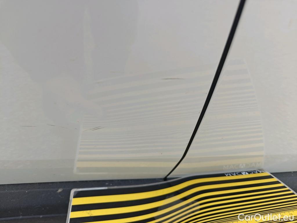  Peugeot  3008 PEUGEOT  / 2020 / 5P / todoterreno 1.5 BlueHDi 96kW (130CV) S&S Active Pack (AC4) #4