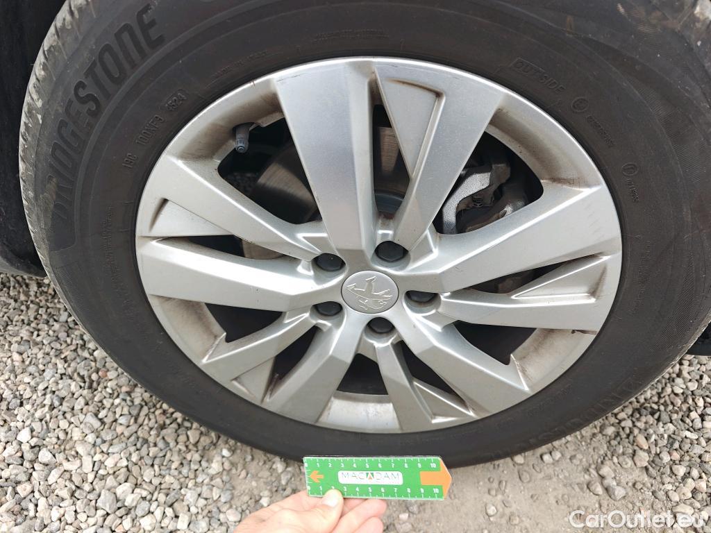  Peugeot  3008 PEUGEOT  / 2020 / 5P / todoterreno 1.5 BlueHDi 96kW (130CV) S&S Active Pack (AC4) #19