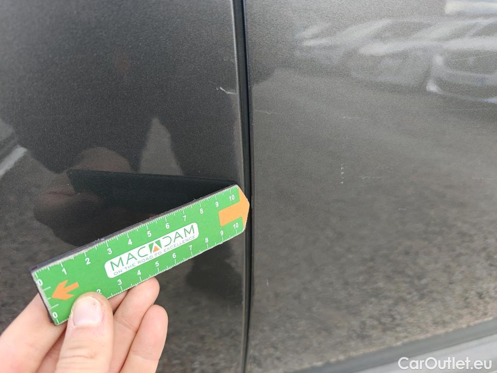  Peugeot  3008 PEUGEOT  / 2020 / 5P / todoterreno 1.5 BlueHDi 96kW (130CV) S&S Active Pack (AC3) #31