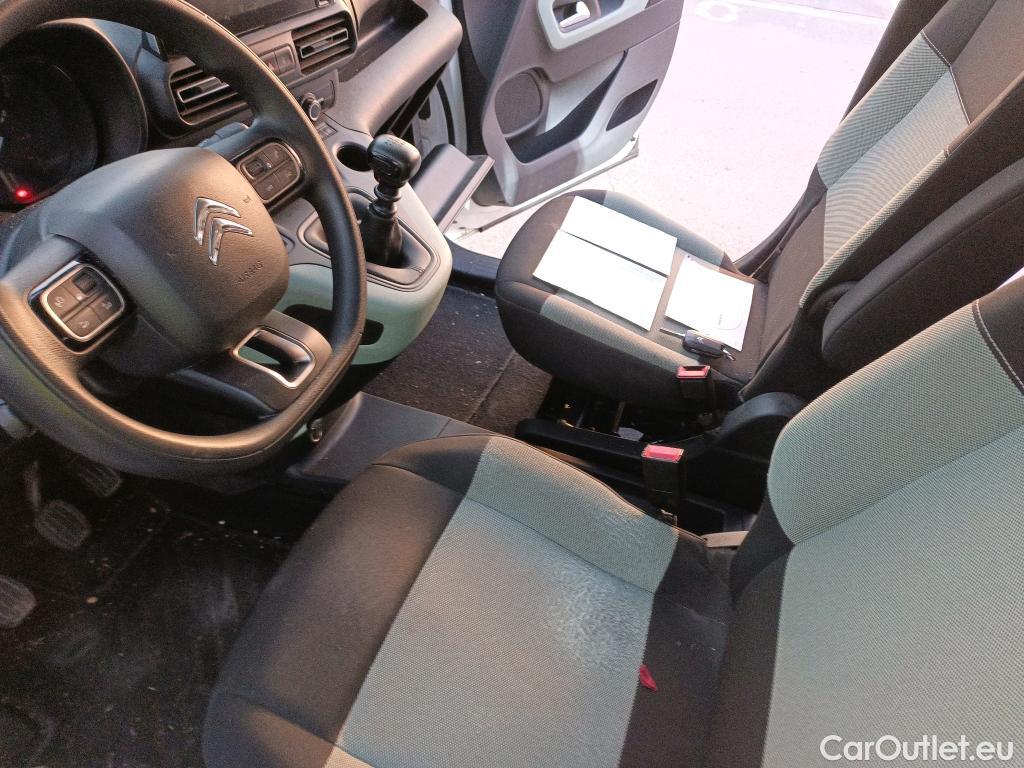  Citroen  Berlingo CITROEN  / 2018 / 5P / monovolumen compacto Talla M BlueHDi 100 S&S FEEL #26