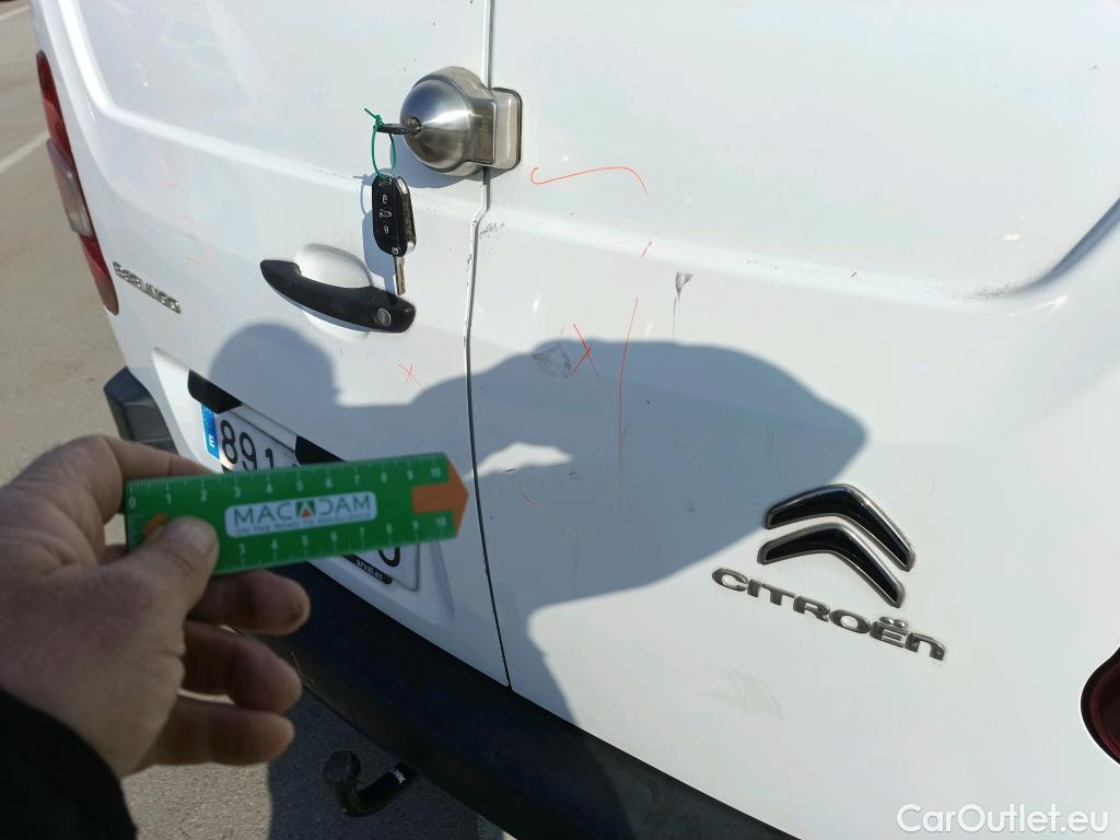  Citroen  Berlingo CITROEN  / 2018 / 3P / furgón derivado de turismo Talla M BlueHDi 100 CONTROL #10
