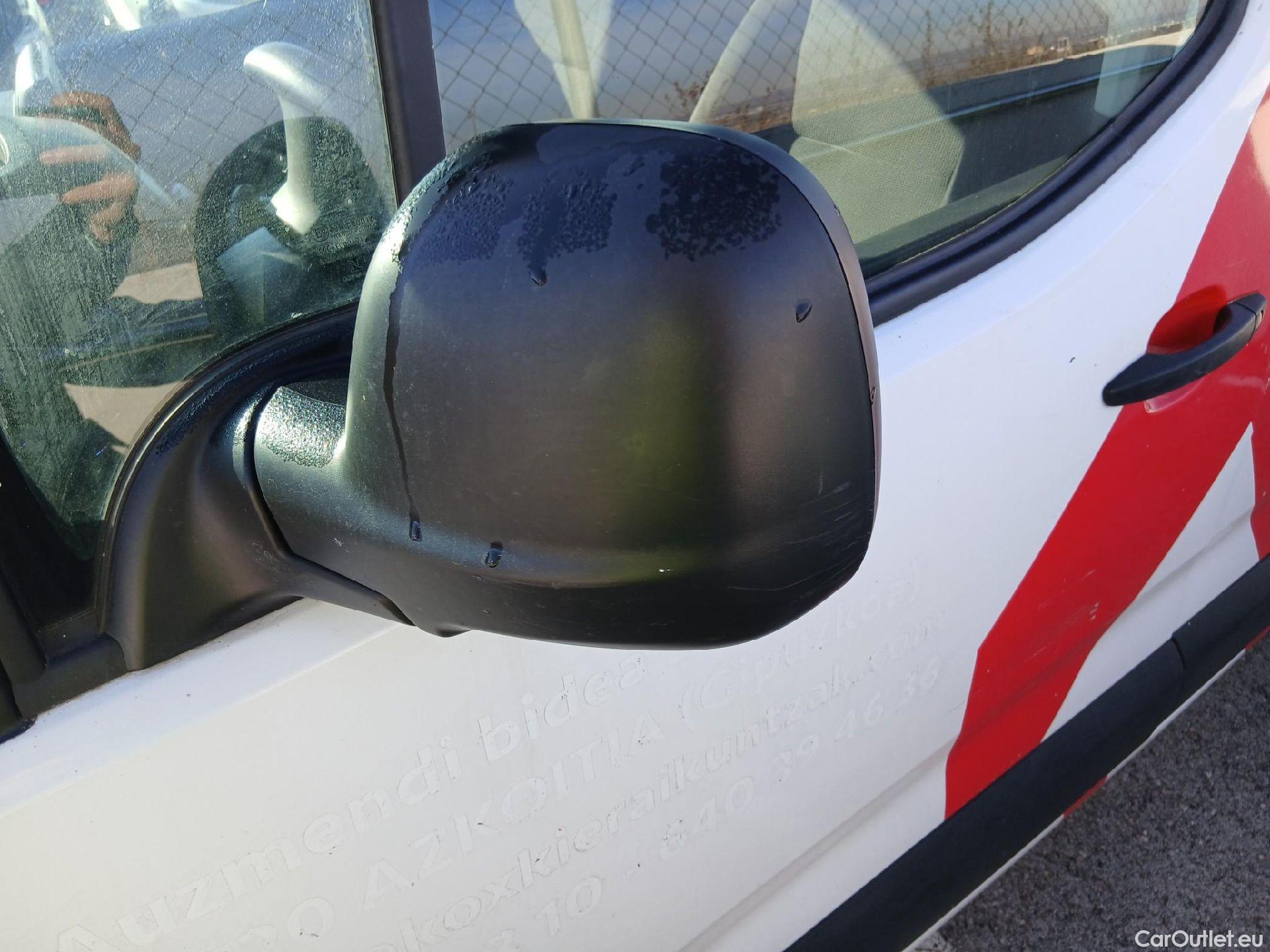  Citroen  Berlingo CITROEN  M BlueHDi 100 S&S LIVE (IND) (CX) #11