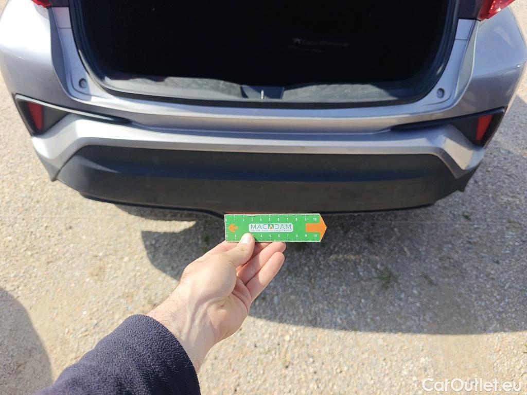  Toyota  C-HR TOYOTA  / 2016 / 5P / todoterreno 1.8 125H Advance (CX) #24