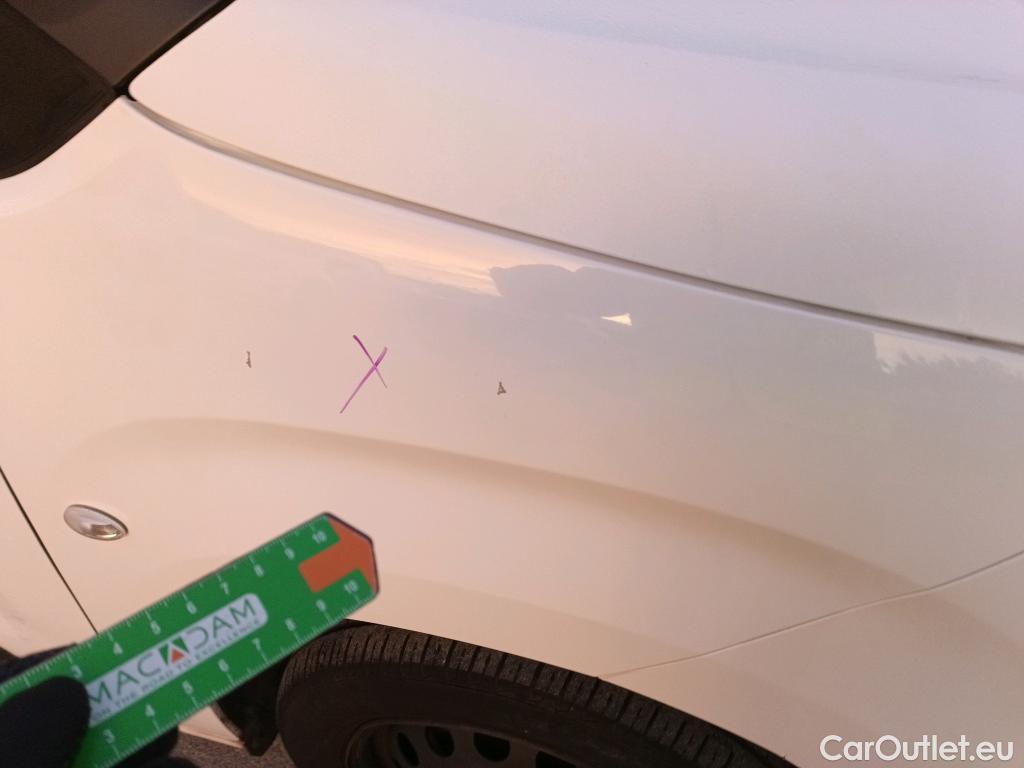  Citroen  Berlingo CITROEN  / 2018 / 5P / monovolumen compacto Talla M BlueHDi 100 S&S FEEL #29