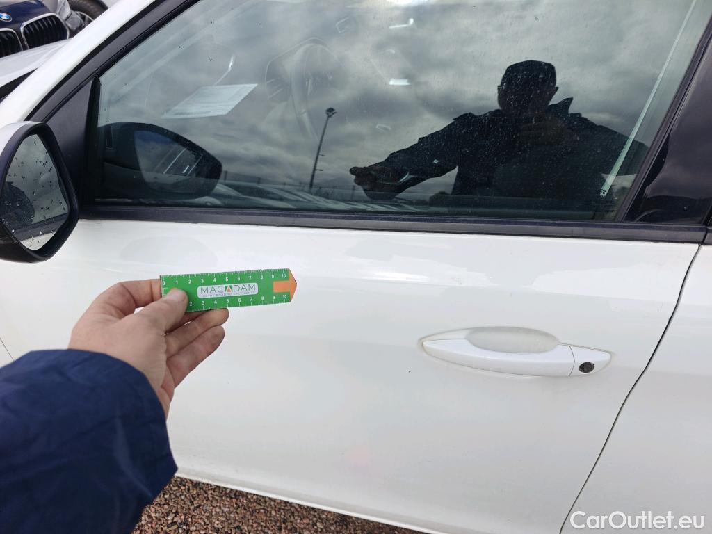  Peugeot  308 PEUGEOT  / 2017 / 5P / berlina con portón 5p Active Pack BlueHDi 130 S&S #5