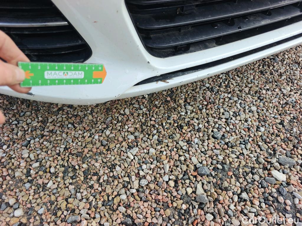  Peugeot  308 PEUGEOT  / 2017 / 5P / berlina con portón 5p Active Pack BlueHDi 130 S&S #16