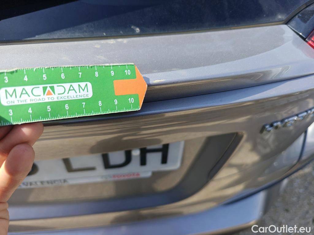  Toyota  C-HR TOYOTA  / 2016 / 5P / todoterreno 1.8 125H Advance (CX) #62