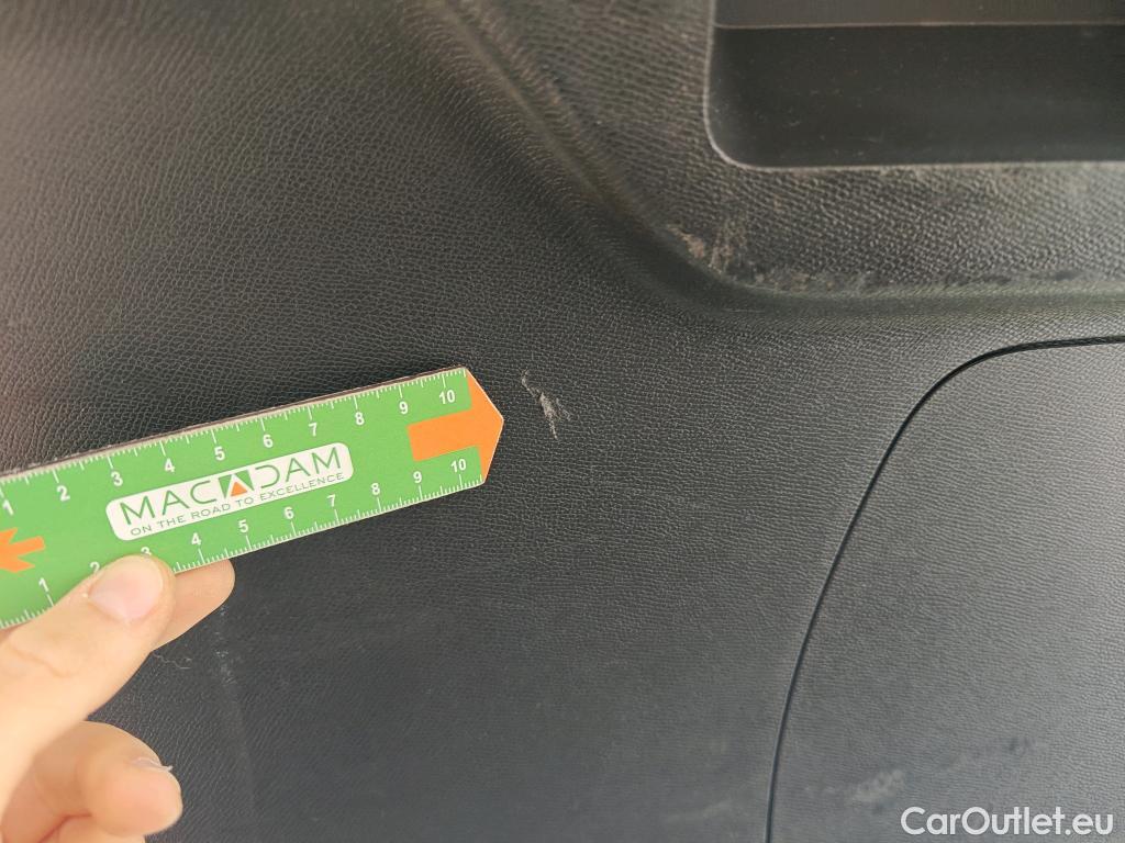  Peugeot  3008 PEUGEOT  / 2020 / 5P / todoterreno 1.5 BlueHDi 96kW (130CV) S&S Active Pack #18