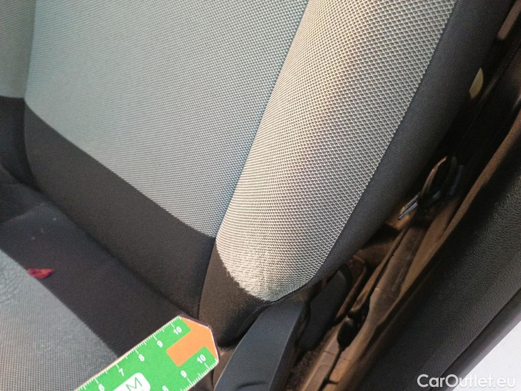  Citroen  Berlingo CITROEN  / 2018 / 5P / monovolumen compacto Talla M BlueHDi 100 S&S FEEL #23