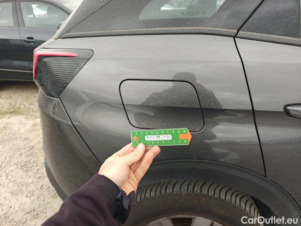  Peugeot  3008 PEUGEOT  / 2020 / 5P / todoterreno 1.5 BlueHDi 96kW (130CV) S&S Active Pack #46